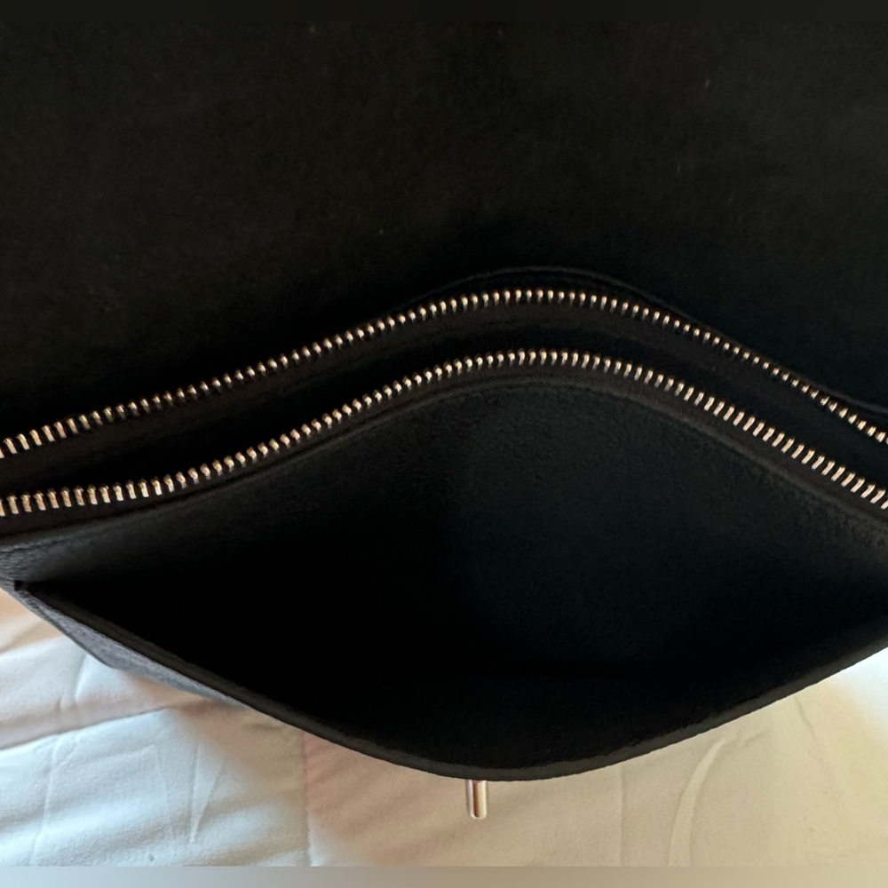 Louis Vuitton Mylockme Pochette Noir Chain Shoulder Crossbody Wristlet Clutch - Picture 9 of 16